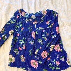 💙 Old Navy • Navy Floral Top 🦋